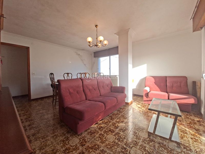 Foto 0d7f0f9d-ebbc-46c9-b835-68652fd5c80a. Appartement dans avenida avenida rosalía de castro 107 dans Vilagarcía de Arousa