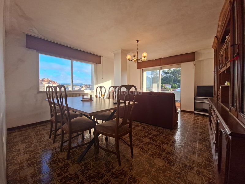 Foto f1f7537d-2ec5-42cc-ac94-6729ae49c4dd. Appartement dans avenida avenida rosalía de castro 107 dans Vilagarcía de Arousa