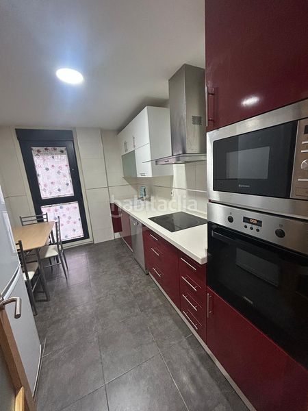 Foto 01b3dfd2-468e-4a96-a336-9e9e4c796ea3. Apartamento piso en Boiro