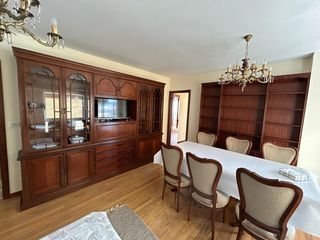 Rent Flat in Santa Uxía de Ribeira. Piso de temporada escolar en ribeira