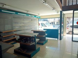 Rent Business premise in Boiro. Local comercial de dos alturas en boiro