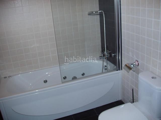 Foto bc53b6c5-0413-4dca-b02d-03a4de4287a9. Lloguer casa amb calefacció aparcament a Catoira