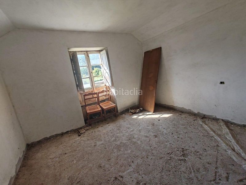 Foto edd2d18f-b82e-4cdf-9d68-7f2c8f9340b1. Casa a Rianxo