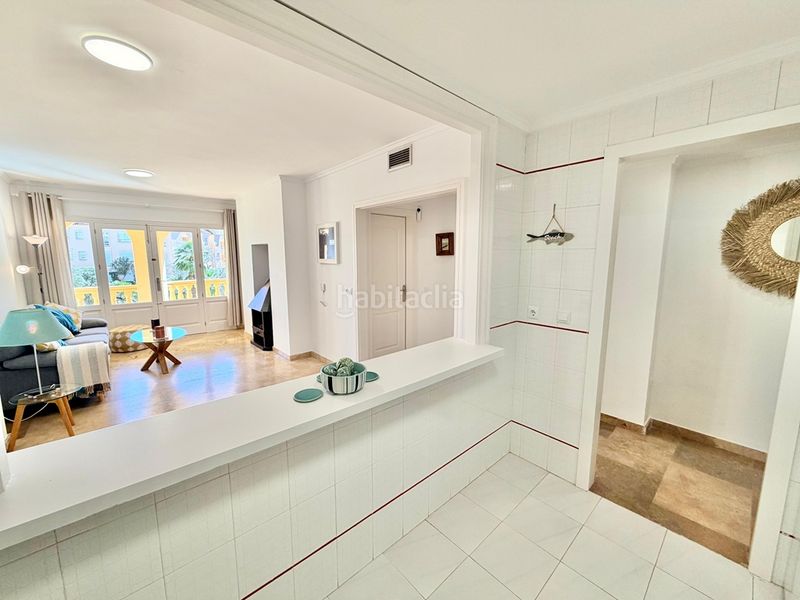 Foto 5460be95-b1c3-43f0-beda-93b337e57535. Apartament amb xemeneia aparcament piscina a Puerto Xàbia