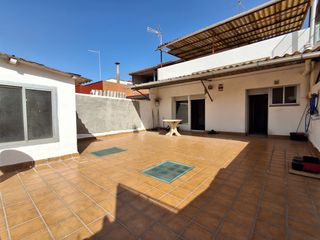 Casa adosada en Els Merinals. Casa els merinals sabadell