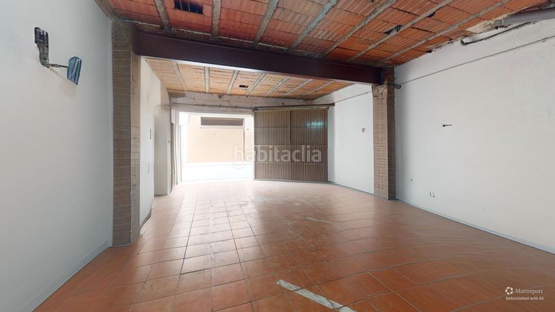 Foto bf7ec44a-c882-4c12-84f1-472b0cee720b. Casa adossada amb calefacció aparcament a Els Merinals Sabadell