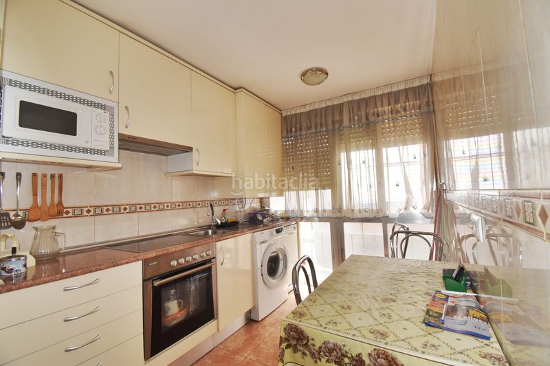 Foto a4d9104b-38d0-4640-afd6-38786796f393. Flat with heating in Ventas Madrid
