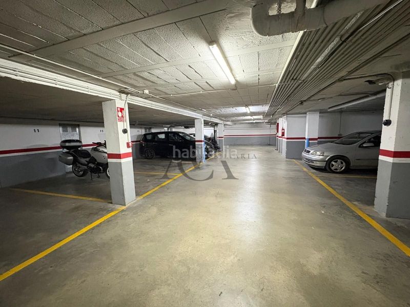Foto c7367c8f-deb1-47da-9673-28f4506b00fe. Aparcament cotxe a Poleares Lucena