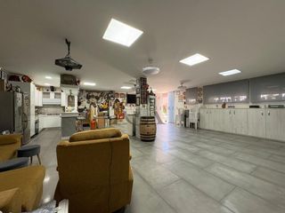 Local Comercial a Jardín Lucena