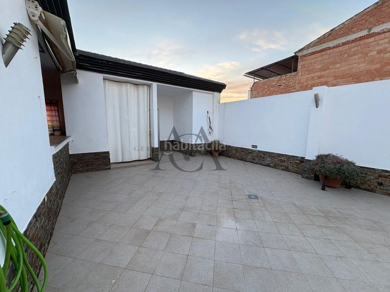 Foto 0349dfaf-2174-40d1-9555-1f729fbf816e. Casa amb piscina a Navas del Selpillar Lucena