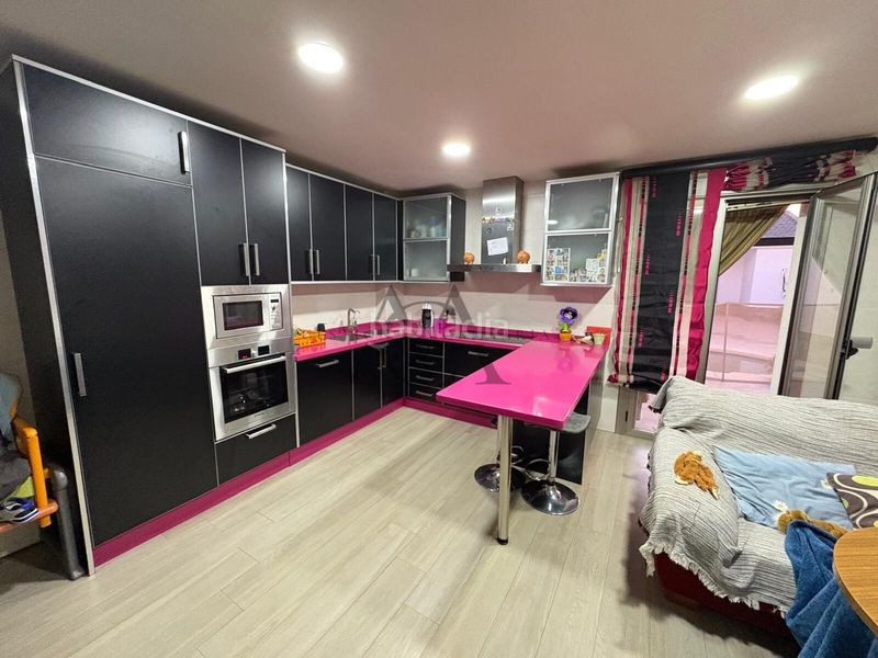 Foto 651e06f6-01a3-4a13-a7d9-76a31588b231. Casa amb piscina a Navas del Selpillar Lucena