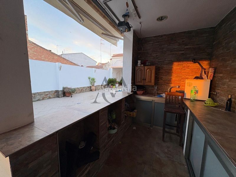 Foto 92f1c912-f376-4d16-a827-259707d1232c. Casa amb piscina a Navas del Selpillar Lucena