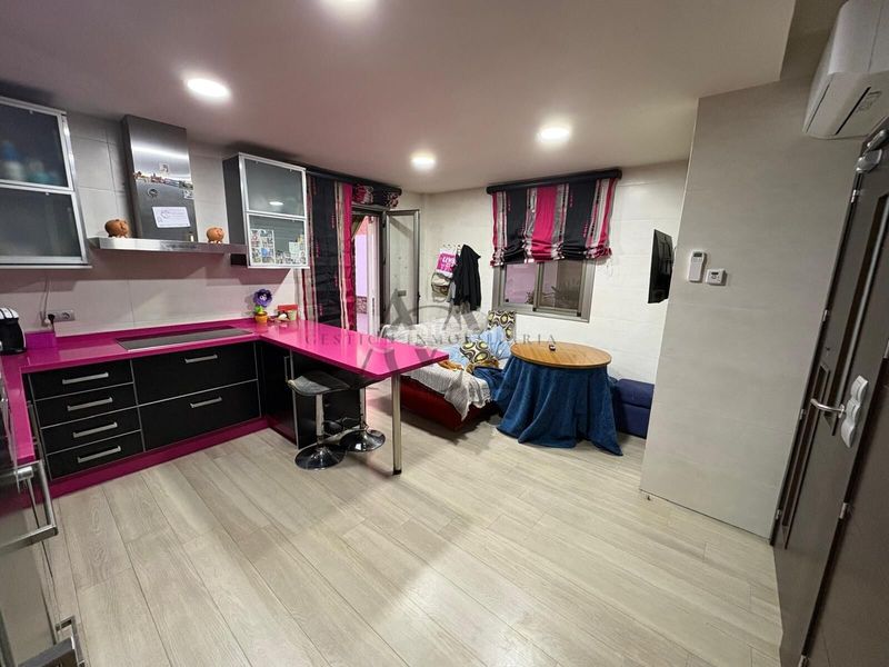 Foto 9b0dc6be-cbb1-45b2-96e7-2b4e7c4dc5e8. Casa amb piscina a Navas del Selpillar Lucena