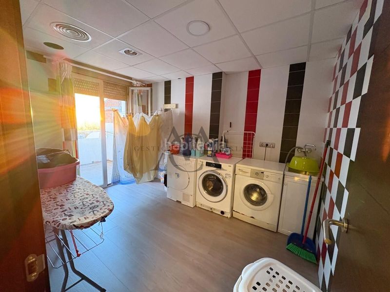 Foto 9db66b2e-18b6-4cc1-84bf-b585eb5c437d. Casa amb piscina a Navas del Selpillar Lucena