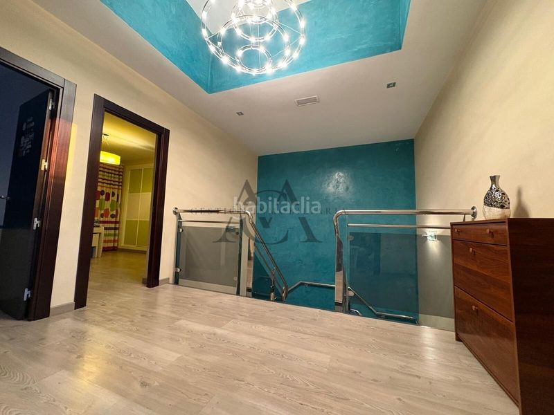 Foto ebe60f45-bd82-4e58-a97b-63538b7fb016. Casa amb piscina a Navas del Selpillar Lucena