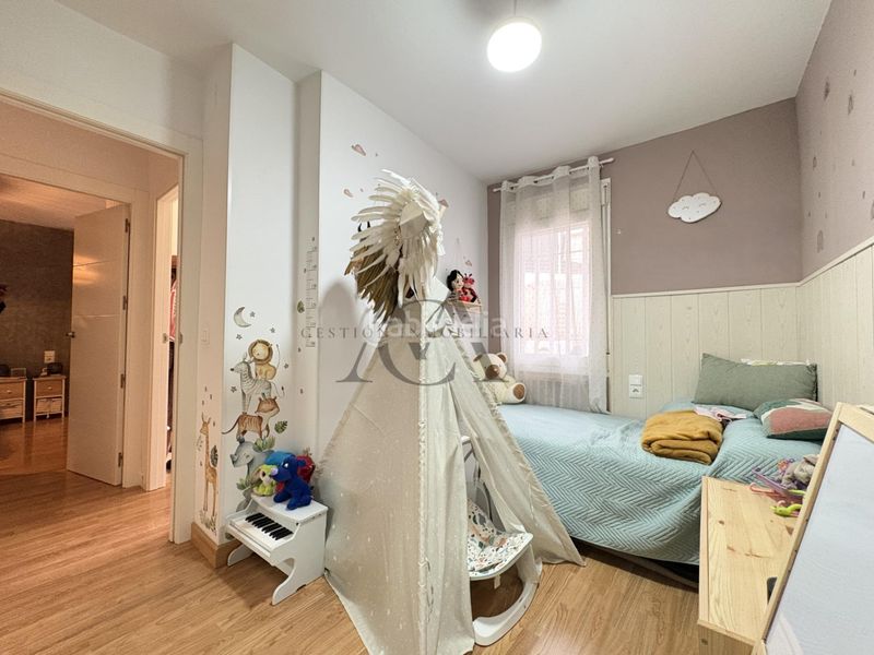 Foto e63d5d8f-84db-468b-9075-06add88ca242. Casa adossada a Centro Lucena