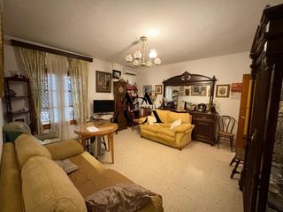 Pis a Centro. Venta de piso en lucena