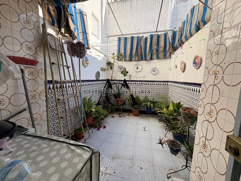 Foto 971ee2a0-f759-4aec-a7d9-c89bfb778690. Pis a Centro Lucena