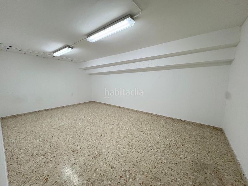 Foto 0af2d021-08ab-49c0-ad72-08e9937ef6b2. Local comercial a Centro Lucena