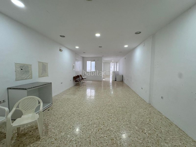 Foto 0ec59440-d312-4415-86e0-e178cad13c74. Local comercial a Centro Lucena