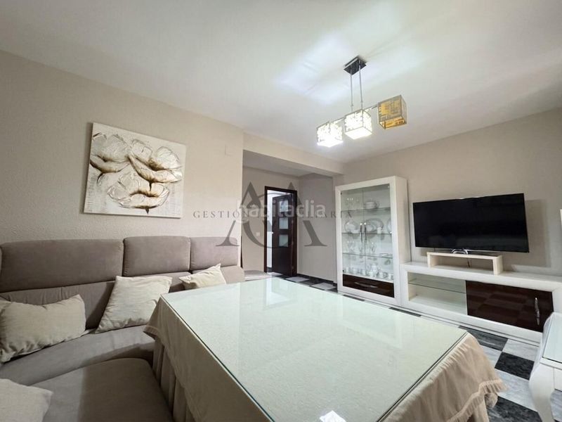 Foto f1a0ea24-d8d8-4f5d-976c-d0082fdaf0b0. Pis a El Valle Lucena