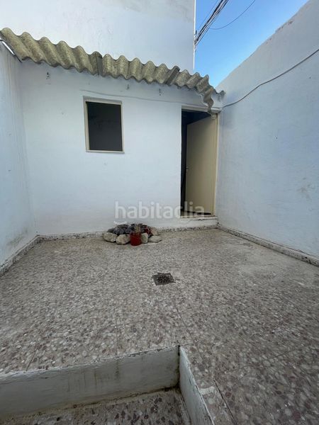 Foto eb31c2d9-ab25-4b70-8c4e-10ac9e879e28. Casa a El Carmen - La Barrera Lucena