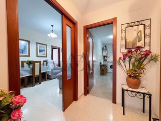 Piso en Poleares. Piso de 3 dormitorios con garaje, piscina y trastero en el zarpa