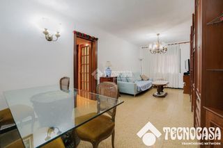 Pis a Llatí. Piso en venta en santa coloma de gramenet