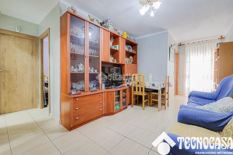 Flat in Llatí Santa Coloma de Gramenet