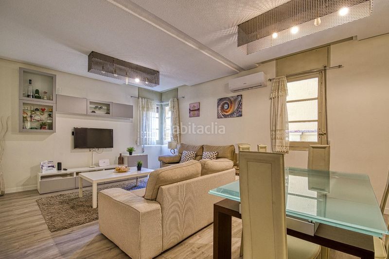 Foto 2befa587-01cb-4ff4-99e6-dbe1b128b57b. Pis a calle narvaez 59 a Ibiza Madrid