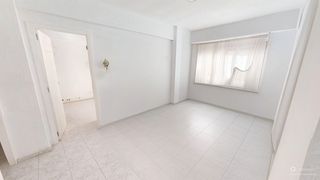 Pis  Avenida del padre esplá. Piso con ascensor en venta