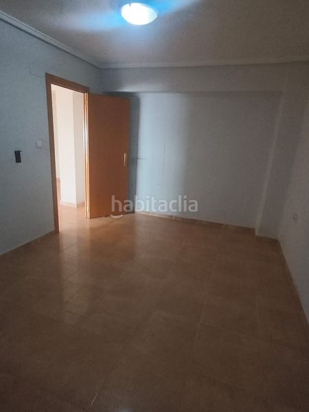 Piso fantástico inmueble, excelente ubicación en Sant Antoni Valencia - Imagen 34