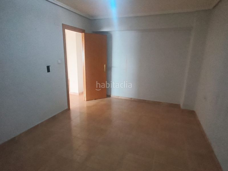 Piso fantástico inmueble, excelente ubicación en Sant Antoni Valencia - Imagen 31