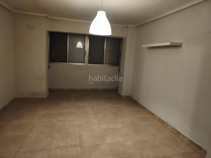 Piso fantástico inmueble, excelente ubicación en Sant Antoni Valencia - Imagen 35