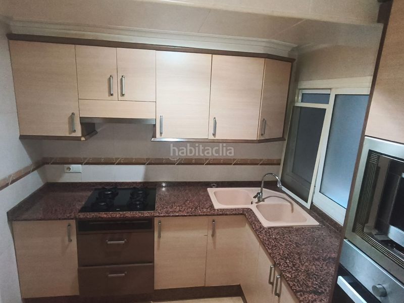 Piso fantástico inmueble, excelente ubicación en Sant Antoni Valencia - Imagen 11
