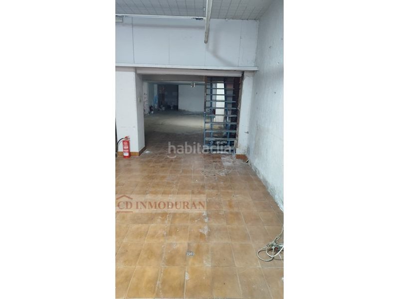 Foto f922cdc9-bf68-4e87-8638-92ef806dc9df. Local comercial a Carolinas Bajas Alicante