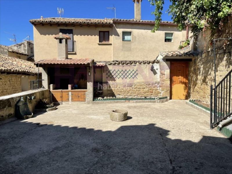 Foto 0be68dfc-e59a-4543-b53d-a02e7492420c. Casa a Uncastillo