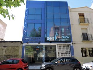 Miete Gebäude in Ejea de los Caballeros. Edificio de oficinas en pº de la constitución