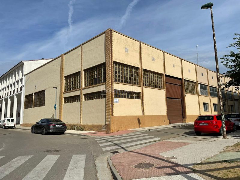 Foto 70e771e0-b1f6-427c-aefc-b5071cb97483. Location bâtiment à usage industriel dans Ejea de los Caballeros