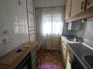 Flat in Calle sanz ibañez, dr. julian. Junto a la calle rioja, piso con garaje y trastero