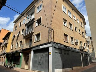 Etagenwohnung in Ejea de los Caballeros. Oportunidad de inversión en la calle ramón y cajal
