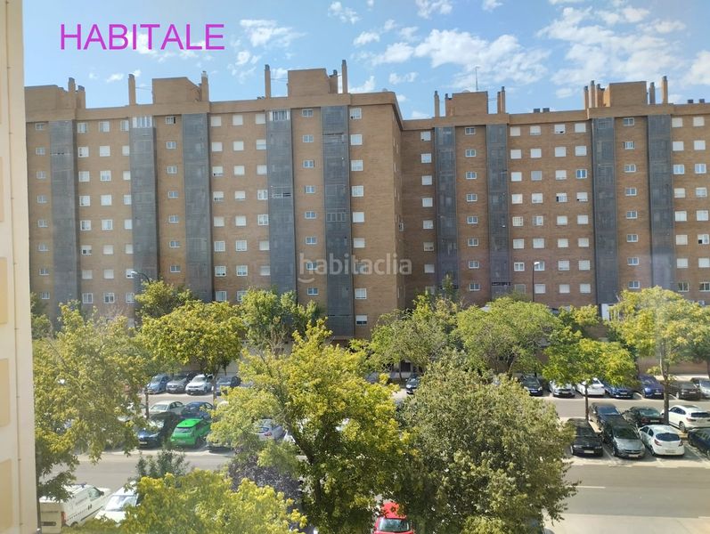 Foto f2bddc4d-577d-4f55-ab1e-248bac5c8dc2. Pis a ildefonso manuel gil a Grancasa Zaragoza