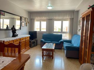 Flat in Ejea de los Caballeros. Oportunidad ideal para inversores en el barrio de la llana!