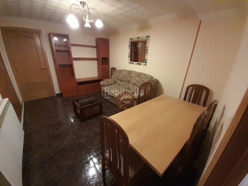 Foto b967faa7-f81a-4f46-8c45-379901cdc43d. Casa adossada a Sádaba