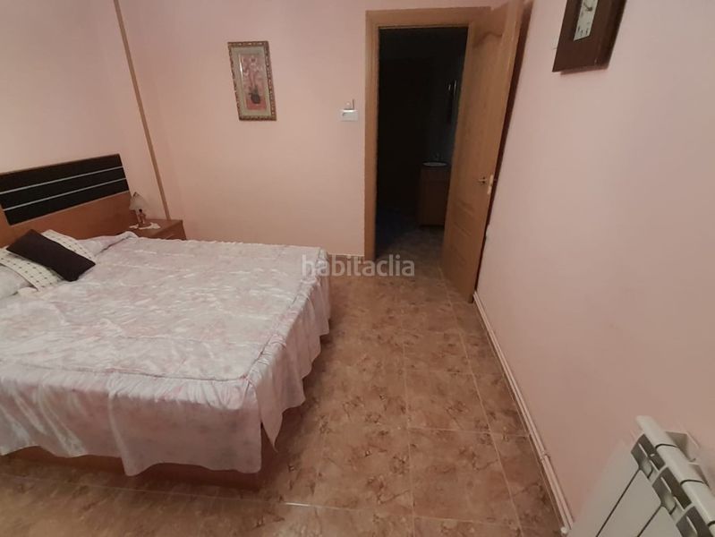 Foto c11af6fe-0b4e-4adb-bdb2-c1b2ea5a6244. Casa adossada a Sádaba