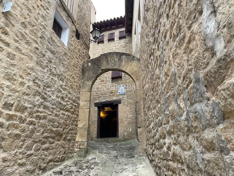 Foto 6d543243-8b53-4d48-8428-4b3267451cb9. Casa adossada a Uncastillo
