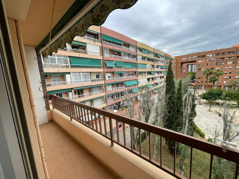 Piso en carrer de fontanars dels alforins 65 piso junto archiduque carlos en Valencia - Imagen 47