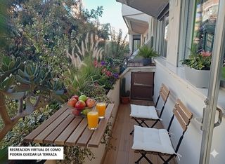 Flat  Carrer del pintor vilar. Piso junto al puente de la trinitat