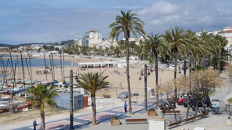 Foto 99f6d6cf-4078-4c4c-8c55-e27328506040. Pis amb calefacció aparcament piscina a La Plana Sitges