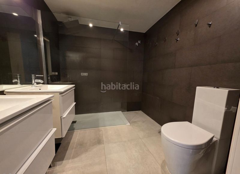 Foto 159ee26e-6592-4061-865f-6e105b12e019. Planta baixa amb aparcament a Sarrià Barcelona